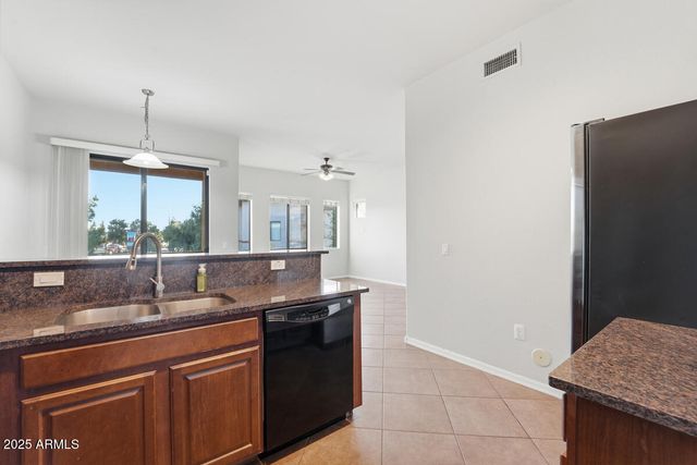 3330 S GILBERT Road 2003, Chandler, AZ 85286