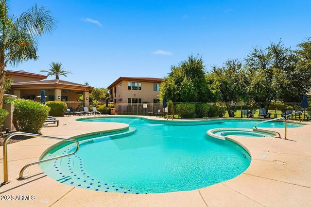 3330 S GILBERT Road 2003, Chandler, AZ 85286