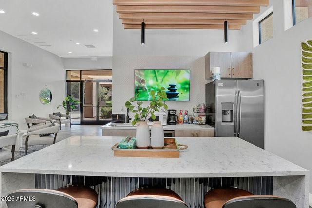 3330 S GILBERT Road 2003, Chandler, AZ 85286