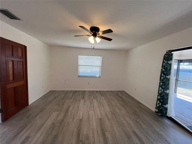 2615 MYRTLE AVENUE, Punta Gorda, FL 33950