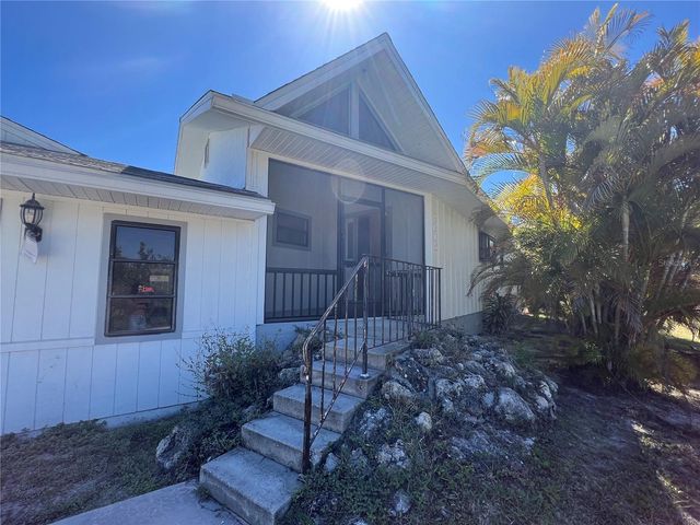 2615 MYRTLE AVENUE, Punta Gorda, FL 33950