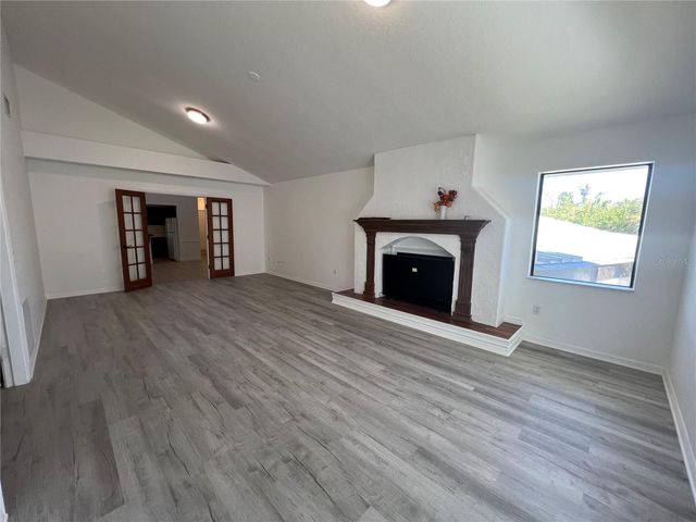 2615 MYRTLE AVENUE, Punta Gorda, FL 33950