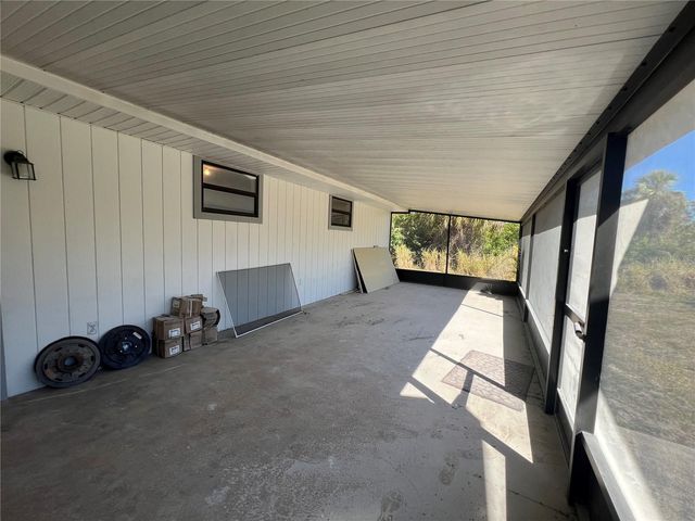 2615 MYRTLE AVENUE, Punta Gorda, FL 33950