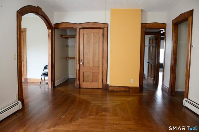 727 Woodward Avenue, New Haven, CT 06512