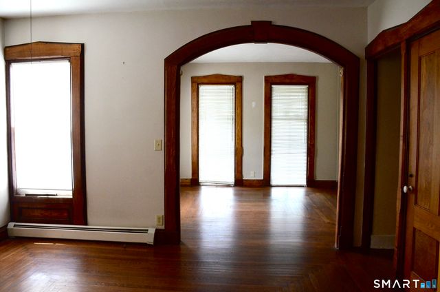 727 Woodward Avenue, New Haven, CT 06512