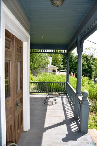 727 Woodward Avenue, New Haven, CT 06512