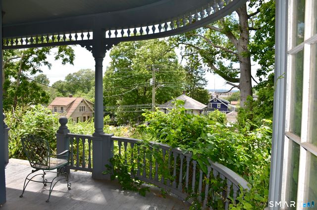 727 Woodward Avenue, New Haven, CT 06512