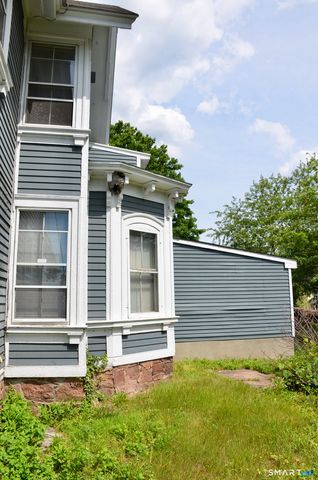 727 Woodward Avenue, New Haven, CT 06512