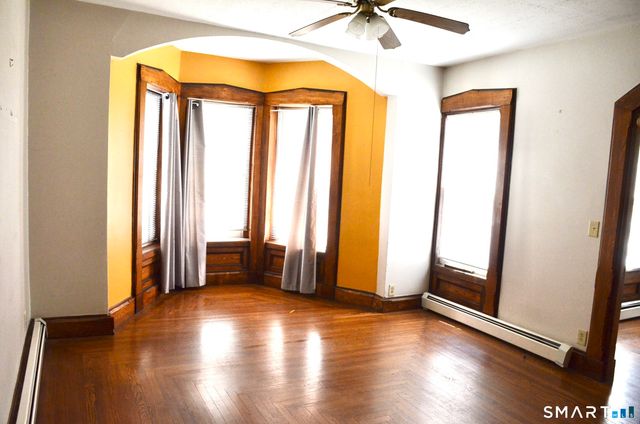 727 Woodward Avenue, New Haven, CT 06512