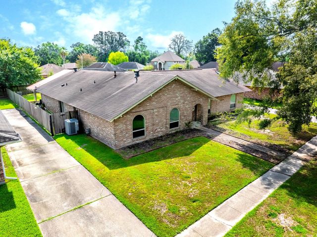 3824 Lassen Dr, Baton Rouge, LA 70814