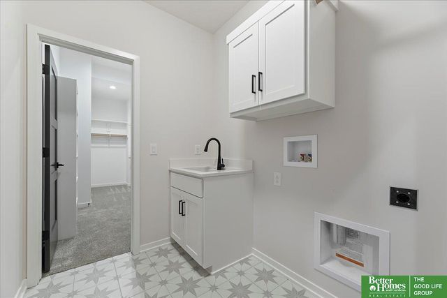 22118 Hampton Drive, Gretna, NE 68028