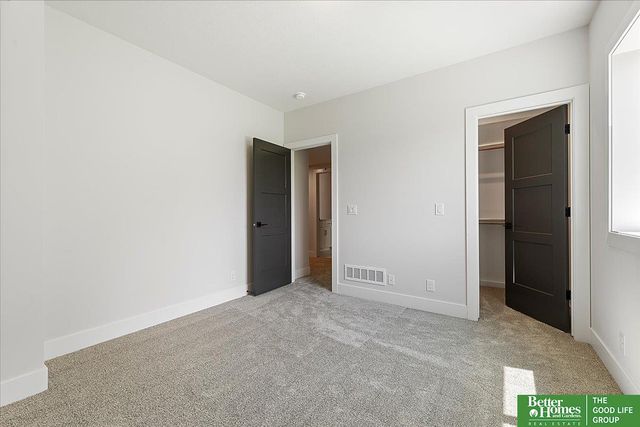 22118 Hampton Drive, Gretna, NE 68028
