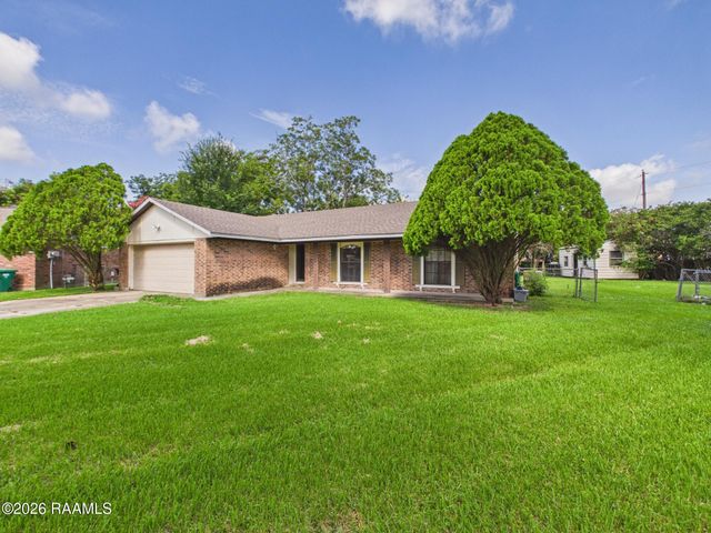 210 Castle Row, Lafayette, LA 70506