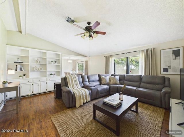 210 Castle Row, Lafayette, LA 70506