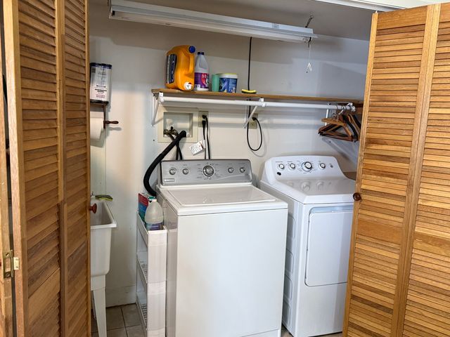 319 N Fourth Street, Neponset, IL 61345