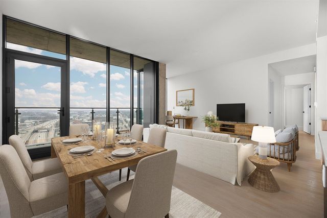 144 Oakes Street 2004, Grand Rapids, MI 49503