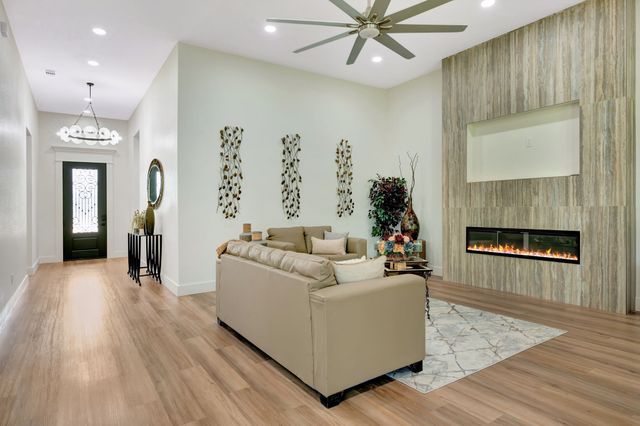 1250 Southfork Court, Waxahachie, TX 75167