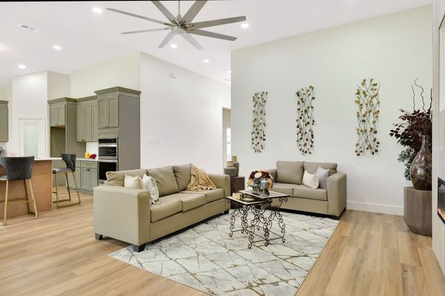 1250 Southfork Court, Waxahachie, TX 75167