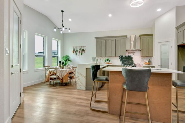 1250 Southfork Court, Waxahachie, TX 75167
