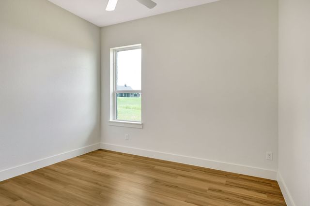 1250 Southfork Court, Waxahachie, TX 75167