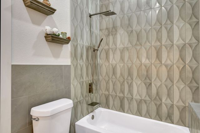 1250 Southfork Court, Waxahachie, TX 75167