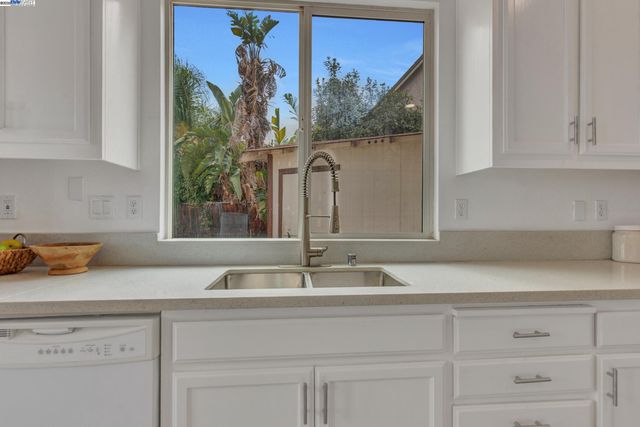 3466 Wren Ct, Antioch, CA 94509