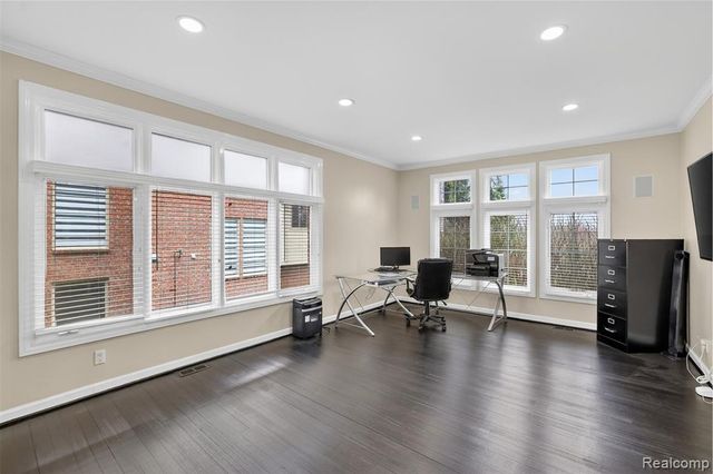 6620 Minnow Pond Drive, West Bloomfield, MI 48322