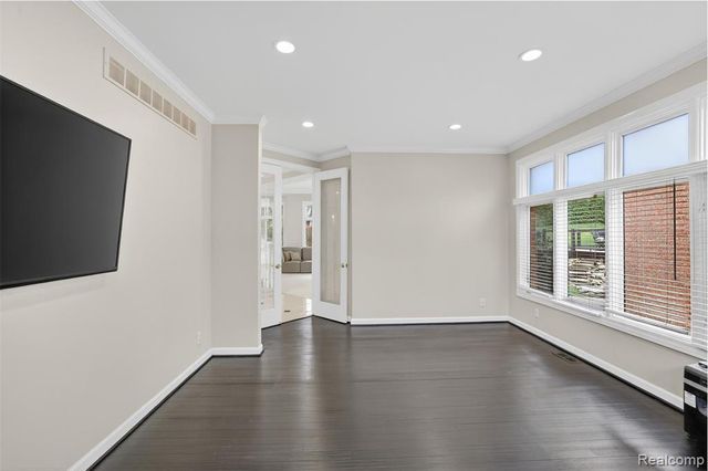 6620 Minnow Pond Drive, West Bloomfield, MI 48322