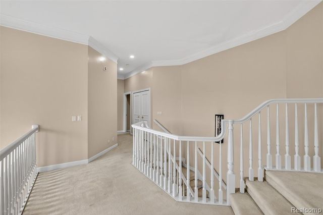 6620 Minnow Pond Drive, West Bloomfield, MI 48322