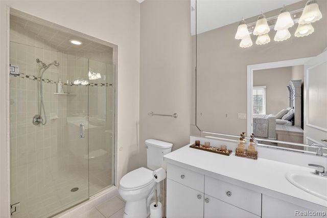 6620 Minnow Pond Drive, West Bloomfield, MI 48322