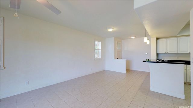 92-1033 Koio Drive M15-6, Kapolei, HI 96707