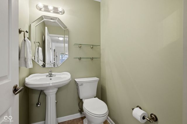 7705 Silver Moon Way, Indianapolis, IN 46259