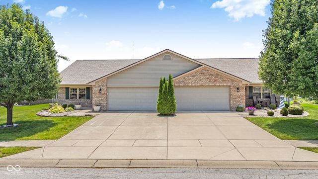 7705 Silver Moon Way, Indianapolis, IN 46259