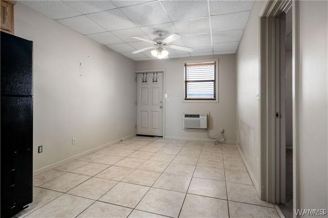 1212 12th 16, Tuscaloosa, AL 35401