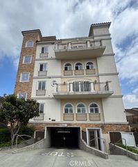 11501 Hatteras 6, North Hollywood, CA 91601