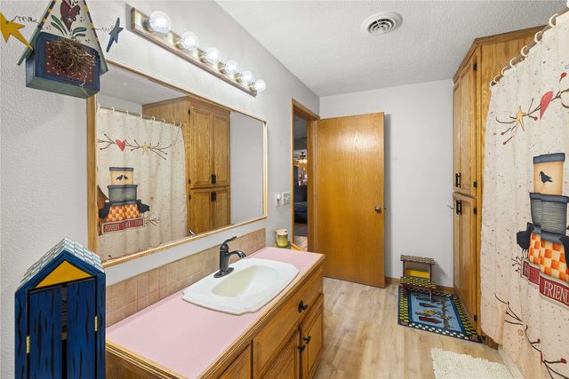 2496 SE 83rd Court, Runnells, IA 50237