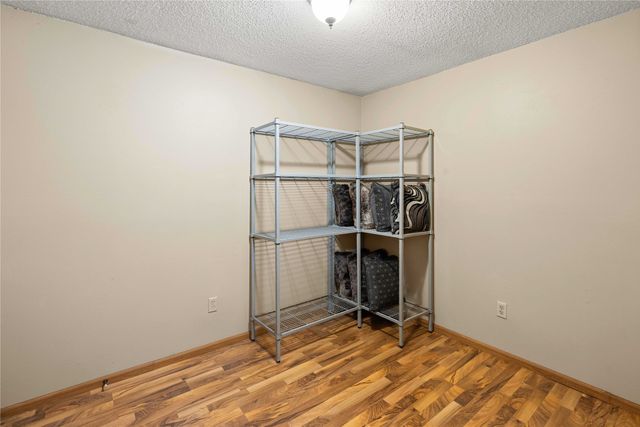 2496 SE 83rd Court, Runnells, IA 50237