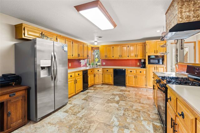 2496 SE 83rd Court, Runnells, IA 50237