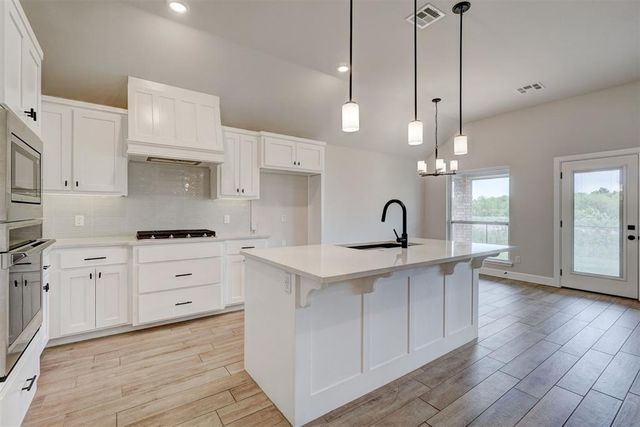 19804 Canning Court, Edmond, OK 73012