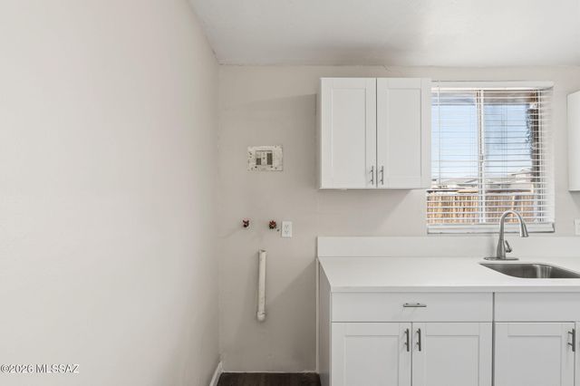 4043 E 26th Street, Tucson, AZ 85711