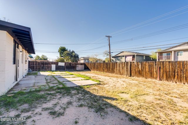 4043 E 26th Street, Tucson, AZ 85711