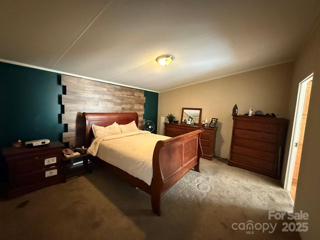 146 Cartwright Road, Harmony, NC 28634