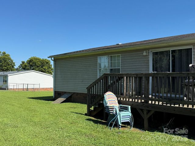 146 Cartwright Road, Harmony, NC 28634