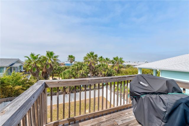 821 Oceanside, Port Aransas, TX 78373