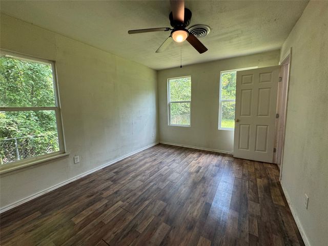 1605 Jackson Street, Commerce, TX 75428