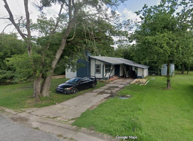 1605 Jackson Street, Commerce, TX 75428