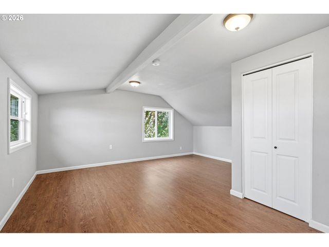 10505 Nw 2ND St, Portland, OR 97231