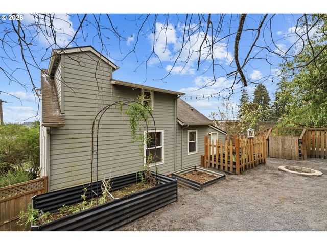 10505 Nw 2ND St, Portland, OR 97231