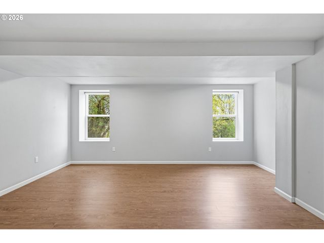 10505 Nw 2ND St, Portland, OR 97231