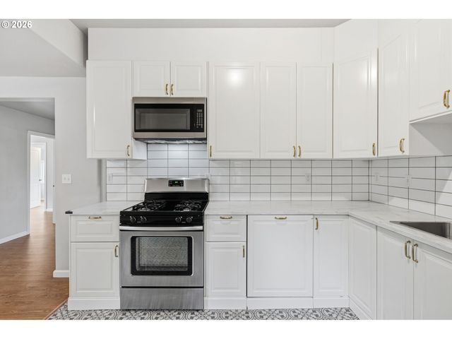 10505 Nw 2ND St, Portland, OR 97231